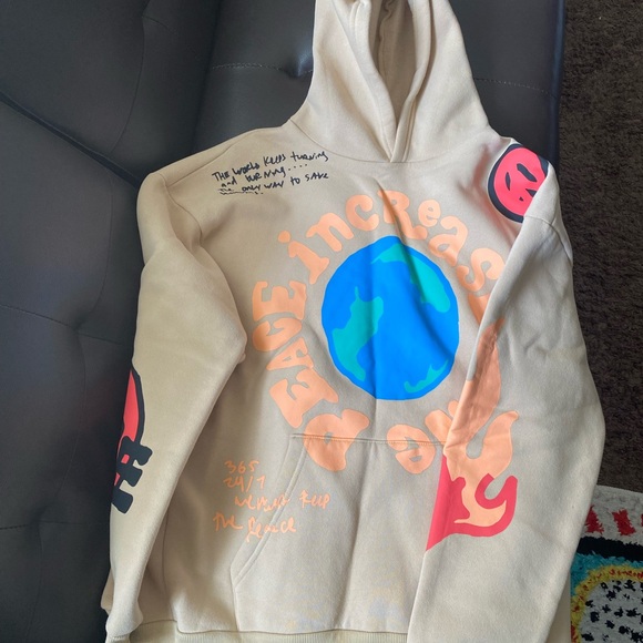 Graphic Hoodie with Peace Design pacsun - Picture 2 of 11